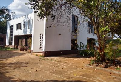 5 Bed Villa with Garden in Kitisuru