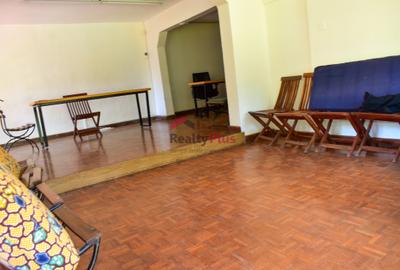 Commercial Property with Parking in Lavington