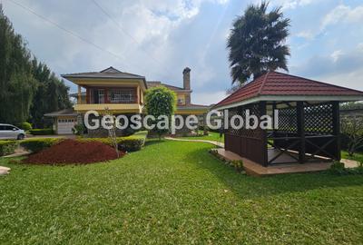 5 Bed House with En Suite in Runda - 3