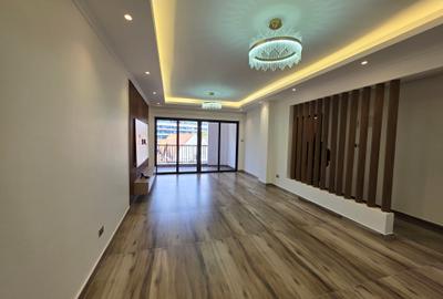 2 Bed Apartment with En Suite in Westlands Area