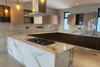 Serviced 3 Bed Apartment with En Suite at Riverside Drive - 3