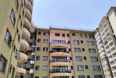 2 Bed Apartment with En Suite in Kilimani