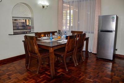 Serviced 2 Bed Apartment with En Suite at Parklands