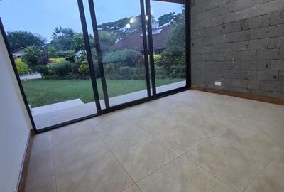 1 Bed Townhouse with En Suite in Spring Valley - 4