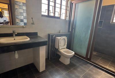 3 Bed Apartment with En Suite at Simba Road - 4