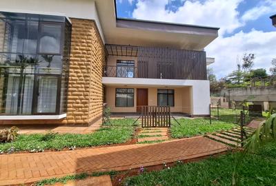 2 Bed Townhouse with En Suite in Ridgeways - 2