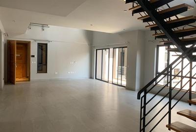 4 Bed Apartment with En Suite in Kileleshwa