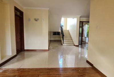 4 Bed Townhouse with En Suite in Kiambu Road