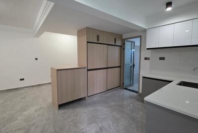 Studio Apartment with En Suite at Valley Acade - 4