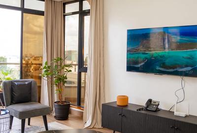 3 Bed Apartment with En Suite in Lavington - 4