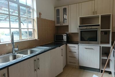 4 Bed Townhouse with En Suite in Runda