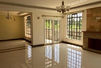 4 Bed Townhouse with En Suite in Kitisuru