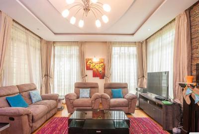 5 Bed Villa with En Suite at Lavington