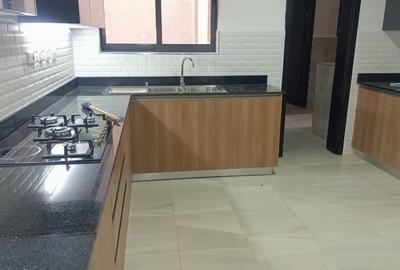 4 Bed Apartment with En Suite in Kileleshwa - 2