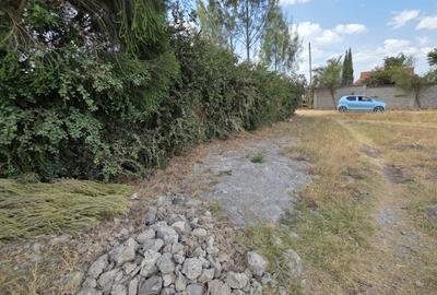 Land in Kitengela - 3