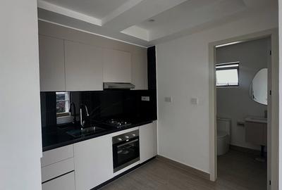 1 Bed Apartment with En Suite at Kindaruma Road
