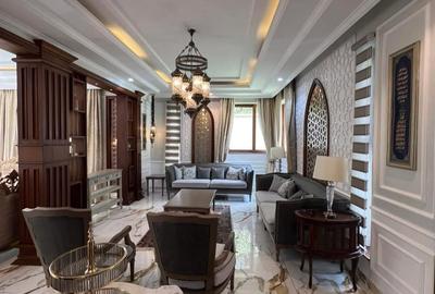 5 Bed Townhouse with En Suite in Lavington - 4