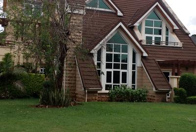 5 Bed Townhouse with En Suite at Lavington Road - 4