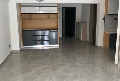 2 Bed Apartment with En Suite at Argwins Kodek