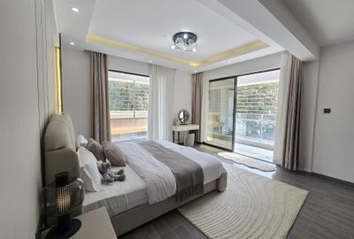 Serviced 3 Bed Apartment with En Suite in Kileleshwa - 4