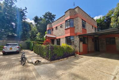 4 Bed Townhouse with En Suite at Lavington Green