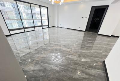 4 Bed Apartment with En Suite in Kileleshwa