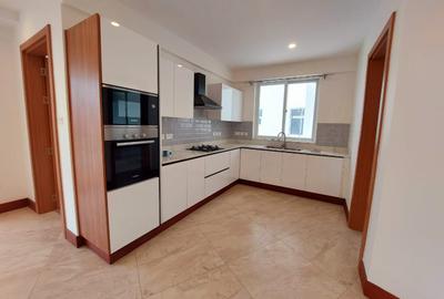 3 Bed Apartment with En Suite at City Park Drive