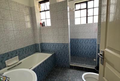 4 Bed Townhouse with En Suite in Loresho - 4