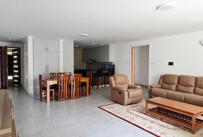 3 Bed Apartment with En Suite in Lavington