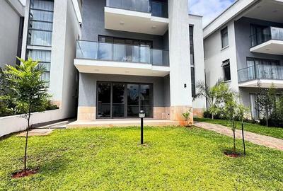 5 Bed Townhouse with Staff Quarters in Lavington