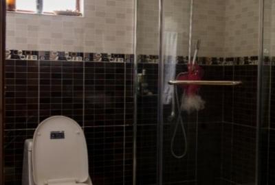 Serviced 3 Bed Apartment with En Suite at Mugoiri Road
