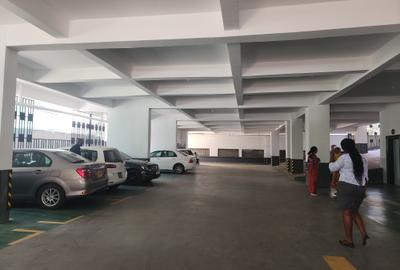 1 Bed Apartment with Swimming Pool at Near Graffins College - 2