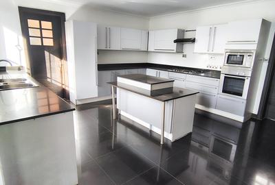 6 Bed House with En Suite at Runda - 4