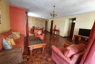 3 Bed Apartment with En Suite in Lavington - 2