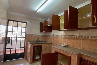 1 Bed Apartment with En Suite at Kilimani