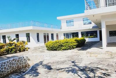 5 Bed House in Malindi