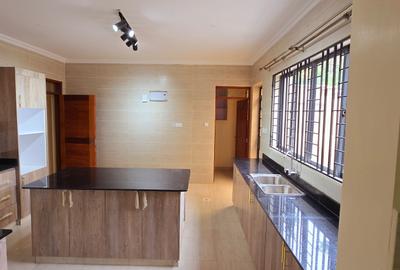 4 Bed Townhouse with En Suite at James Gichuru - 4