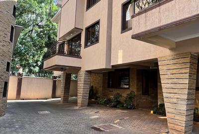 4 Bed Townhouse with En Suite in Lavington