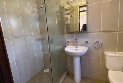 4 Bed House with En Suite at Runda - 3