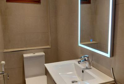 Serviced 3 Bed Apartment with En Suite in Riverside - 2