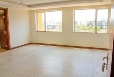 2 Bed Apartment with En Suite in Westlands Area