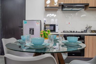 Serviced 2 Bed Apartment with En Suite at Westlands - 4