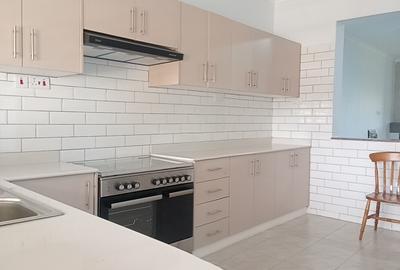 2 Bed House in Runda