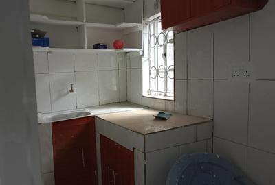 3 Bed House with Garden at Karen Plain