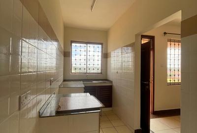 Serviced 1 Bed Apartment with En Suite in Nyali Area - 3