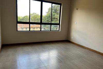 Serviced 3 Bed Apartment with En Suite in Kileleshwa