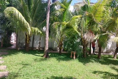 4 Bed Villa with En Suite at Nyali Mombasa