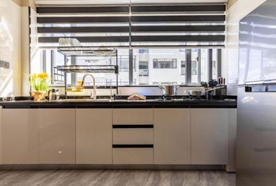 1 Bed Apartment with En Suite in Kilimani - 3