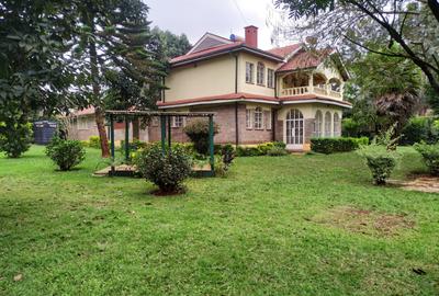 5 Bed Townhouse with En Suite in Kitisuru