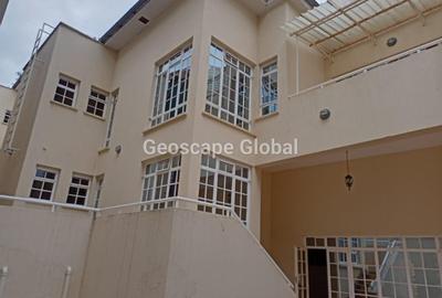 4 Bed House with En Suite in Kyuna